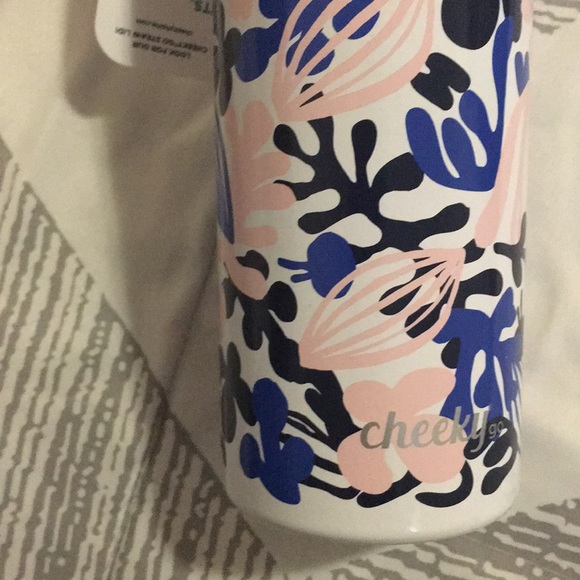 Cheeky 20oz Insulated StainlessSteel Water Bottle - Picture 3 of 3